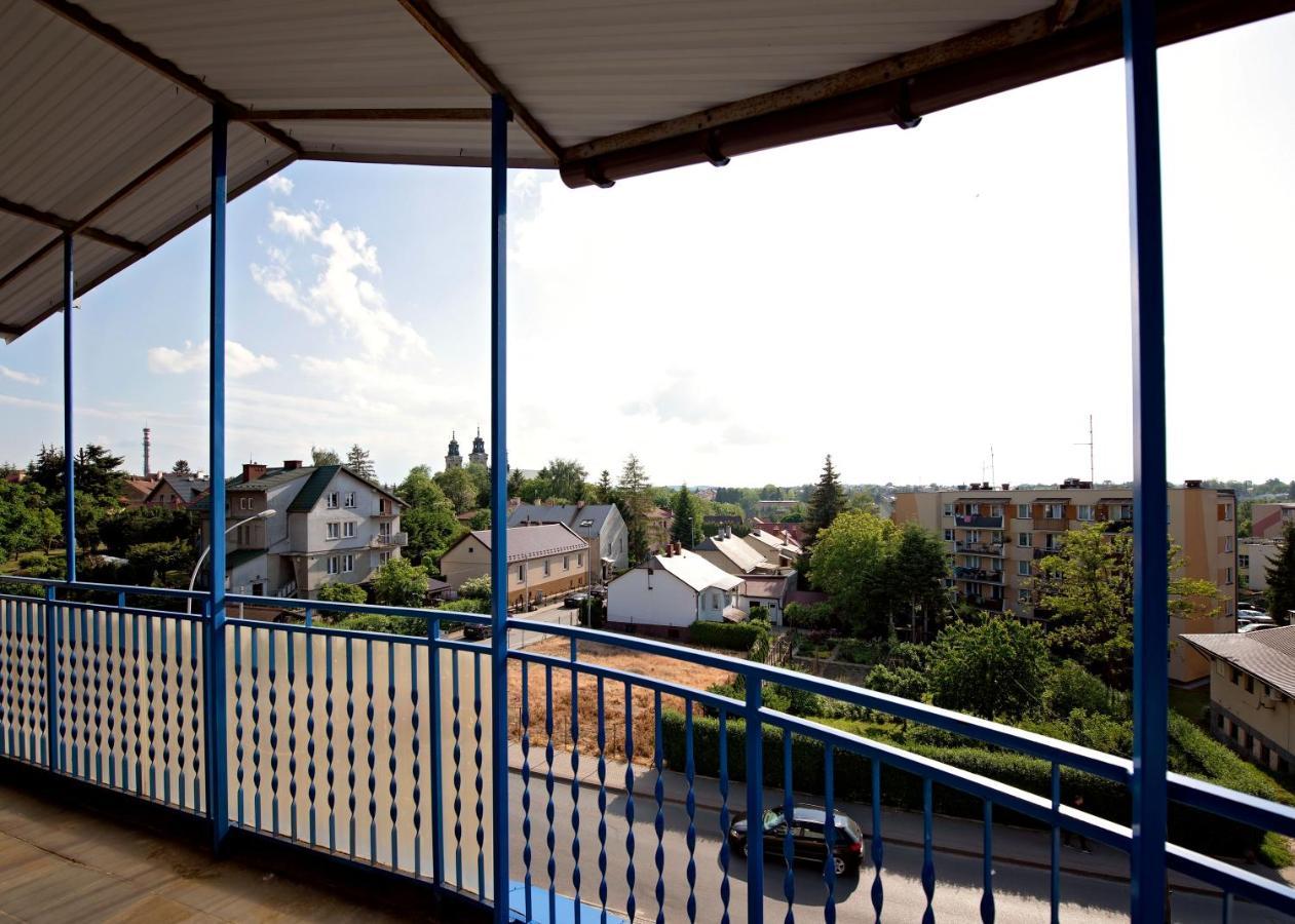 Pokoje Horyzont Apartment Jaroslaw Bagian luar foto